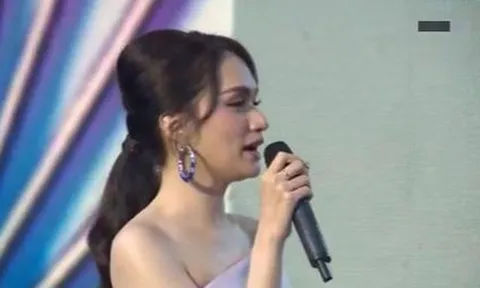 Hương Giang xuất hiện trên livestream, anti-fan ngay lập tức thả phẫn nộ